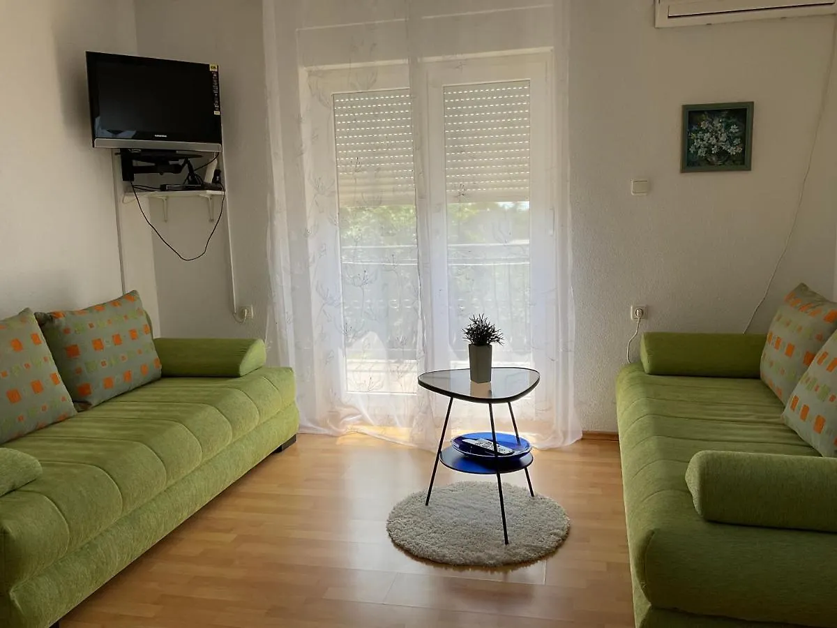 Apartments Emi Novigrad Новиград